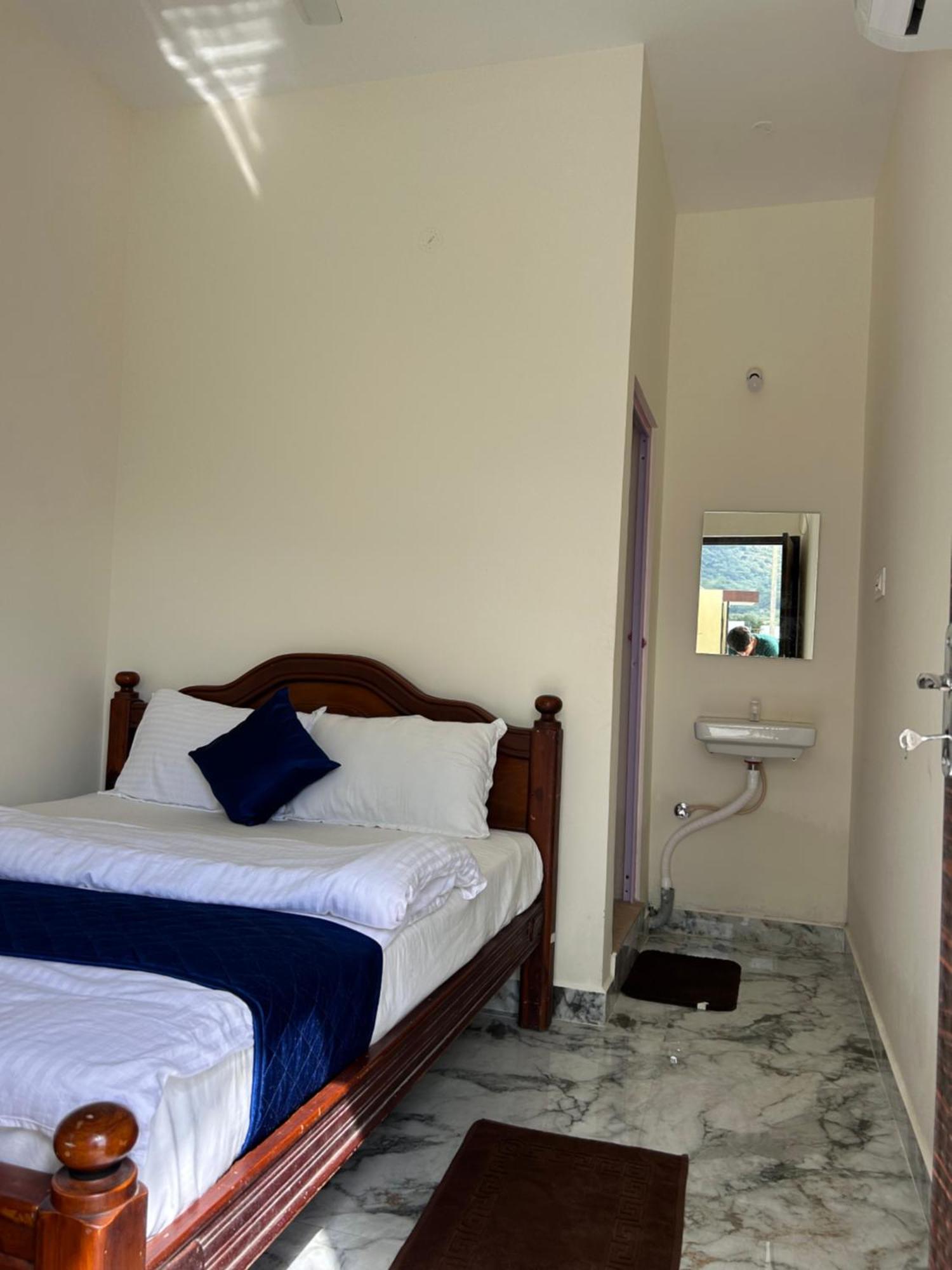 Dss Home Stay Just 500 Meter Girivalam Road Tiruvannāmalai 外观 照片